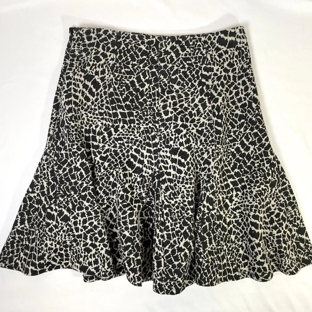 Susan Bristol Black and White Animal Print Swing Skirt Knee Length Size 12